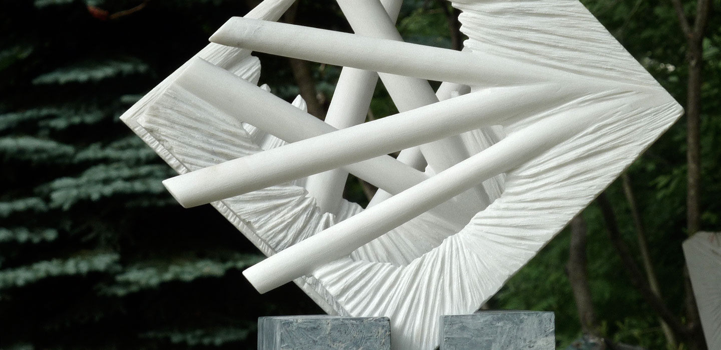Caroline Ramersdorfer sculpture